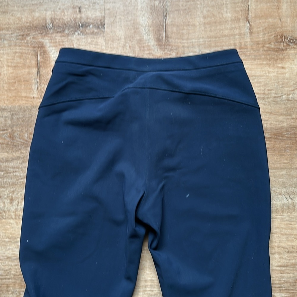 Lululemon Women’s Pant - Picture 7 of 8
